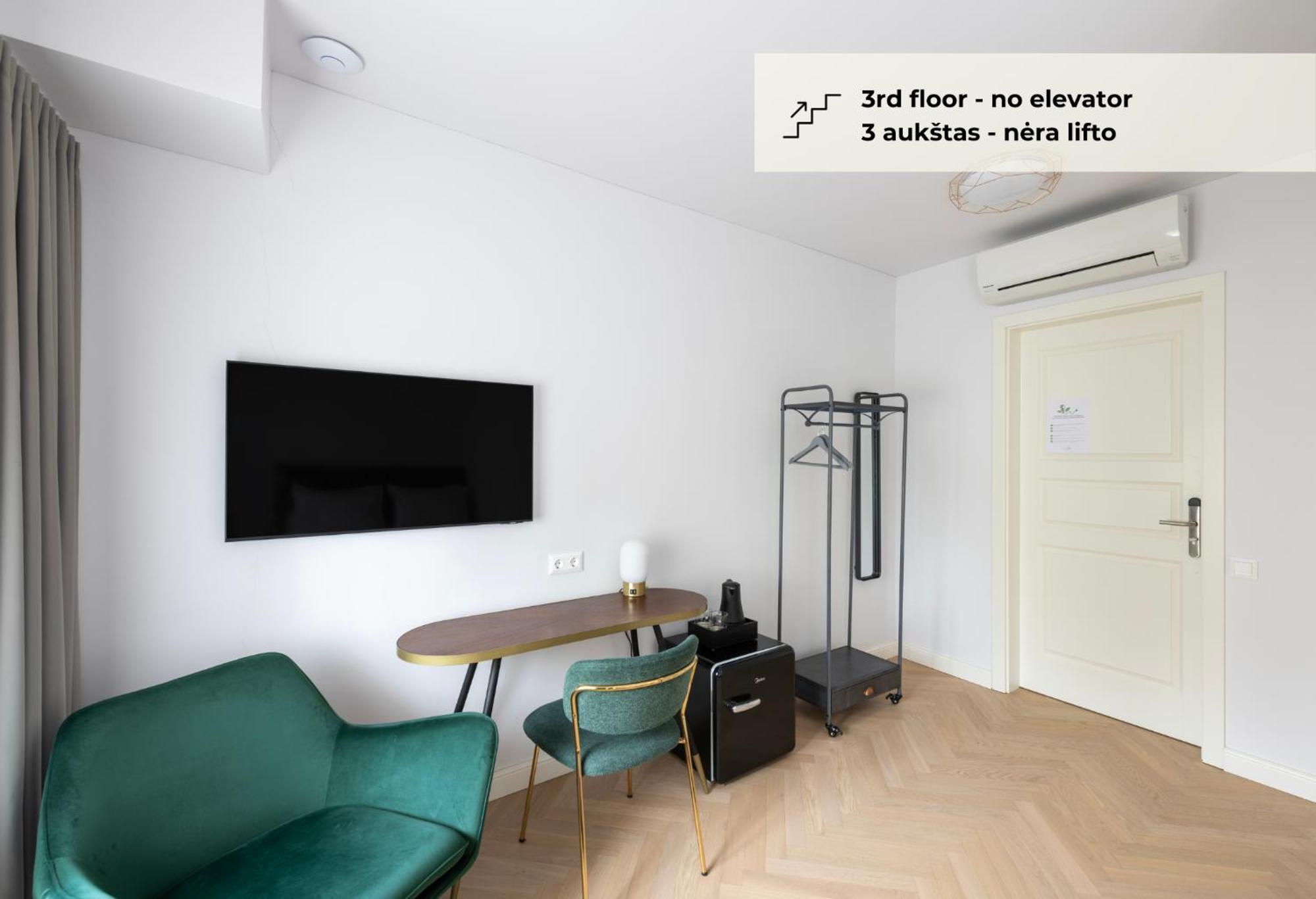 Grand Crown Aparthotel VNO Kültér fotó