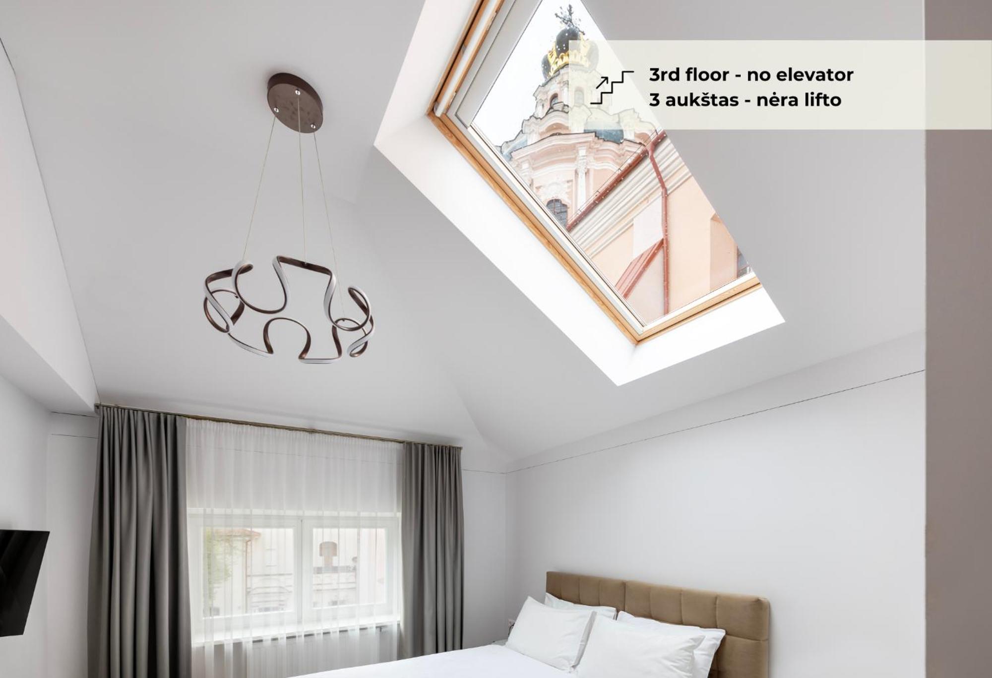 Grand Crown Aparthotel VNO Kültér fotó
