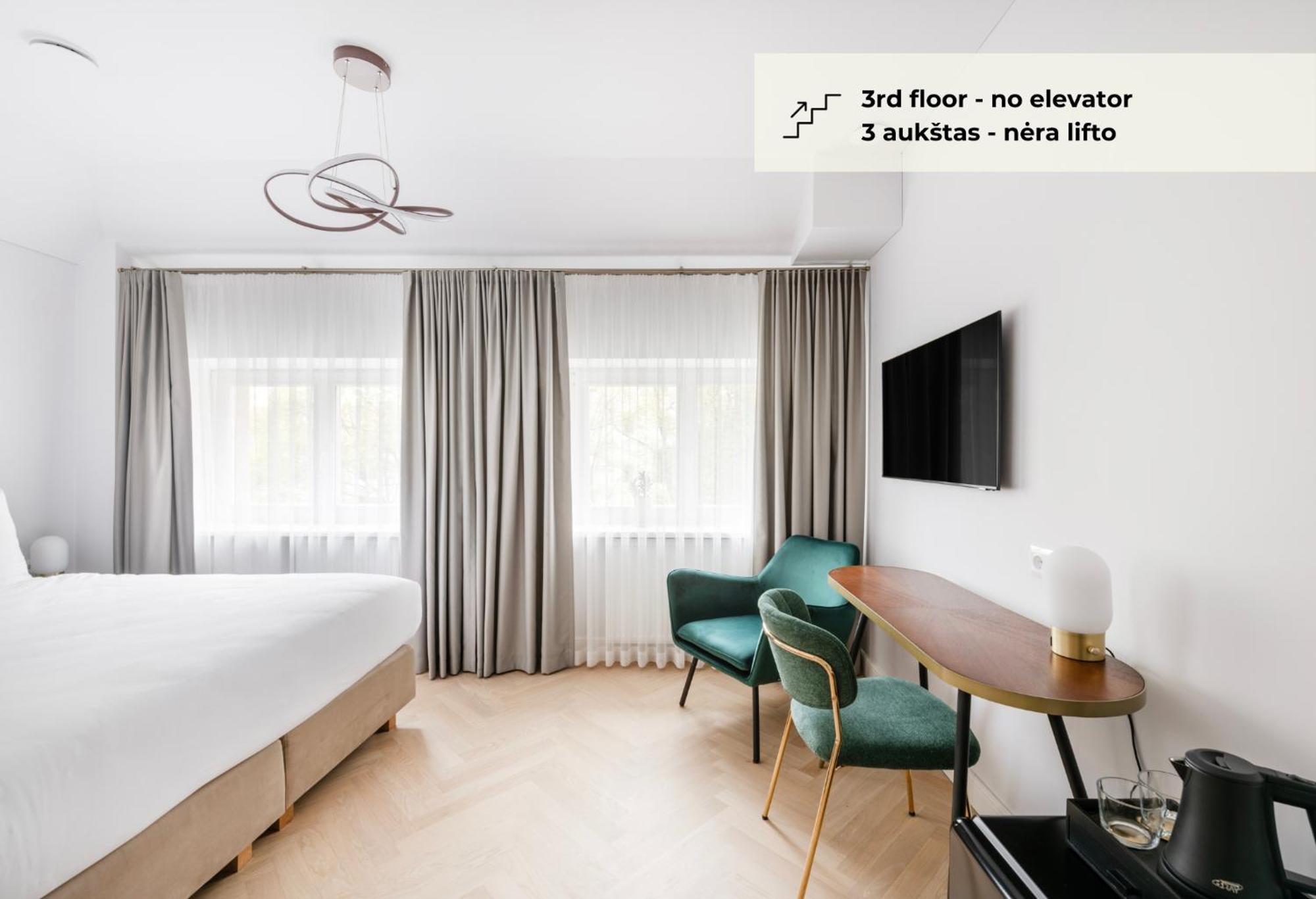 Grand Crown Aparthotel VNO Kültér fotó
